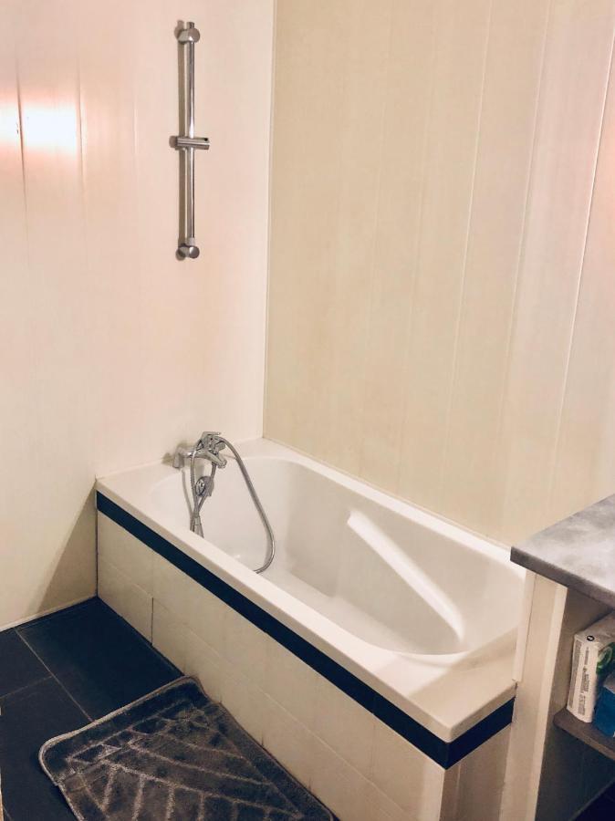 Magnifique Appartement Tout Equipe - 6 Personnes Le Puy-en-Velay Εξωτερικό φωτογραφία